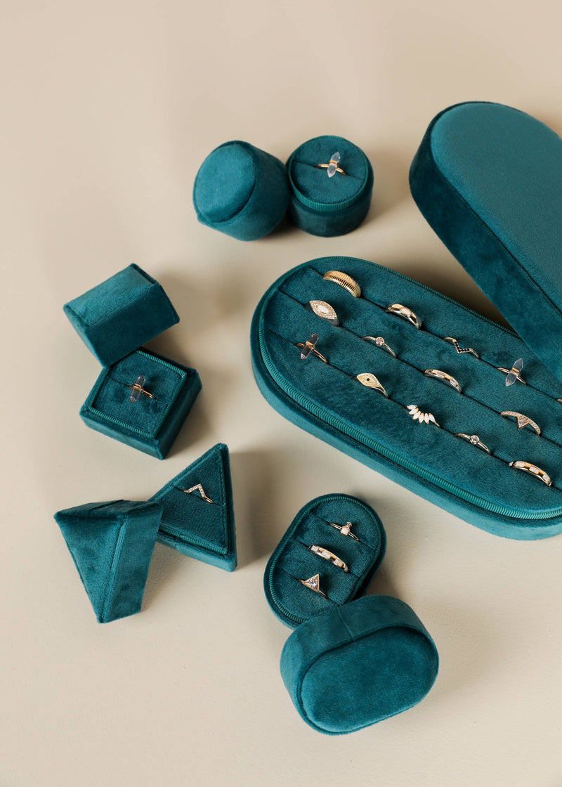 Velvet Jewelry Box - Triangle - Teal: Teal